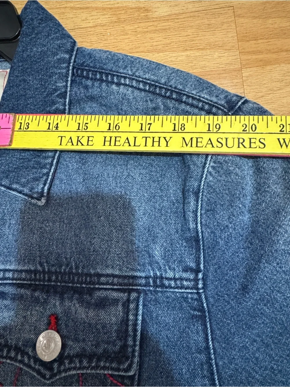 True Religion Light Blue Denim Jacket with Dark Contrast Stitching Men’s XL